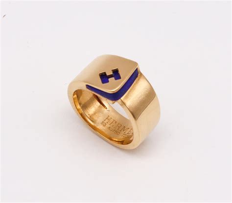 Hermes Paris Candy H Ring in 18 Karat Yellow Gold with Lapis 